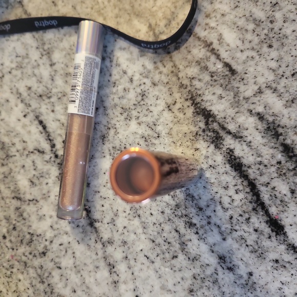 Almay Cosmetics Neutral Lip Gloss Set - Picture 4 of 4